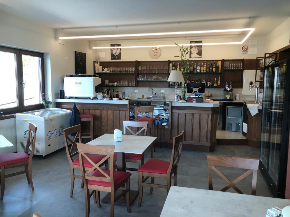 Отель Locanda Rossa Romans di Varmo Экстерьер фото